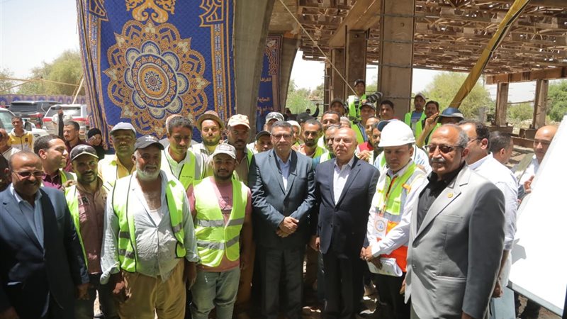 وزير النقل بقنا 
