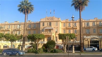 مرشد سياحي يفجر مفاجأة حول أعمال ترميم الجناح الخاص للملك فاروق بالأقصر 