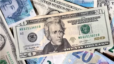 أسعار العملة..الدولار يتخطى الـ 52.80 جنيه في مستهل تعاملات اليوم