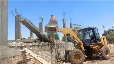 محافظ أسيوط: إزالة 40 حالة تعدي على أراضي زراعية وأملاك دولة ومتغيرات مكانية 