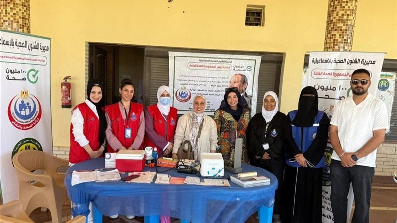 الكشف على 156 مواطنًا