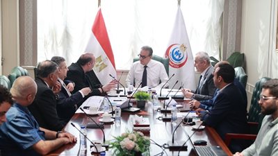 وزير الصحة يبحث مع مجموعة «إنفينتشور» إنشاء المدينة الطبية بالعاصمة الإدارية
