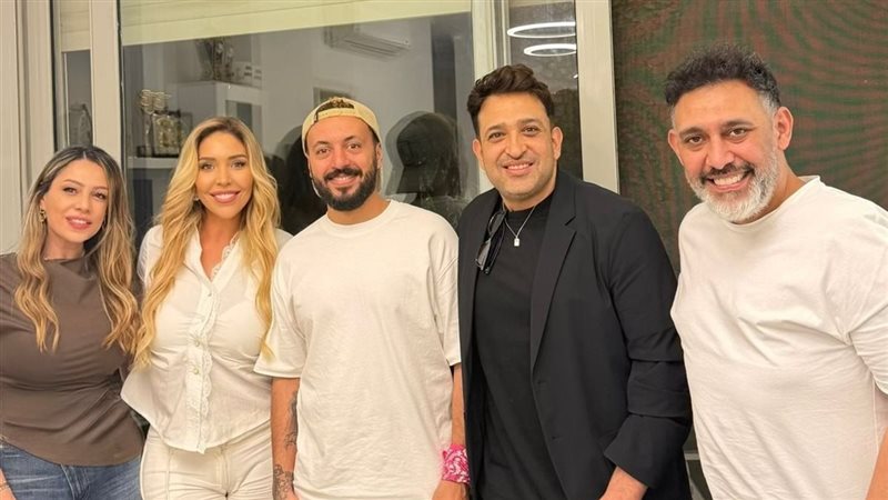 لاروسي وعمرو مصطفى