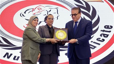 بحضور وزير الصحة والسكان المستشارة أمل عمار تشهد احتفال اليوم العالمي للتمريض