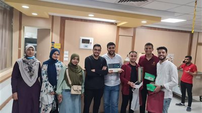 لخدمة المرضى.. خريجو طب أزهر أسيوط يدعمون مستشفى الجامعة بأجهزة حديثة