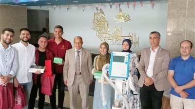 «ويبقى الأثر».. دفعتا طب الأزهر بأسيوط يدعمون المستشفى الجامعي بأجهزة حديثة