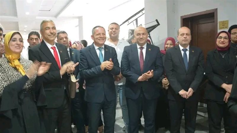 جامعة دمياط تعرض