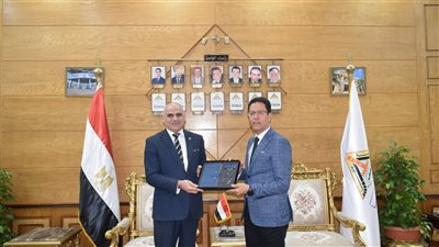 رئيس جامعة بنها يستقبل رئيس مجلس أمناء جامعة جنوب الوادي الأهلية