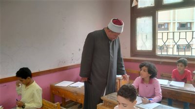 هدوء وانضباط داخل لجان القليوبية الأزهرية مع انطلاق امتحانات الشهادتين