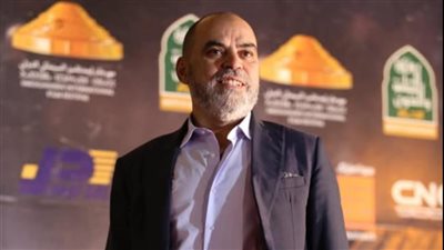 وفاة الفنان الجزائري كمال زرارة إثر سكتة قلبية           