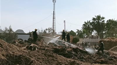 السيطرة على حريق شونة كتان بزفتى.. والنيران تلتهم محصول 5 أفدنة دون إصابات