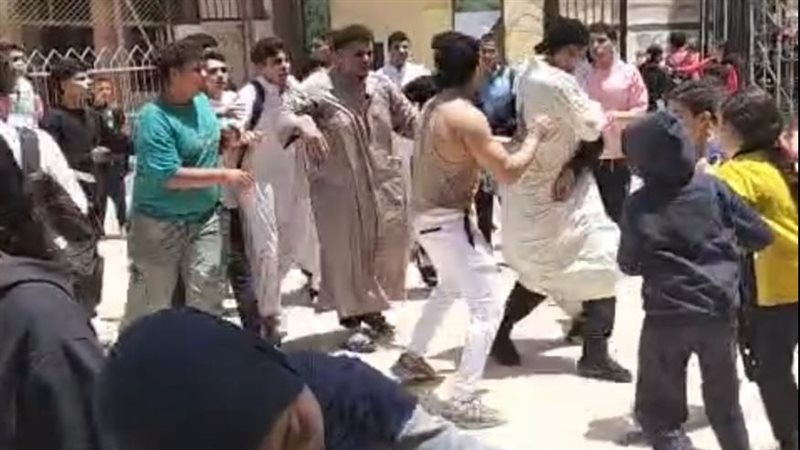 خناقة 
