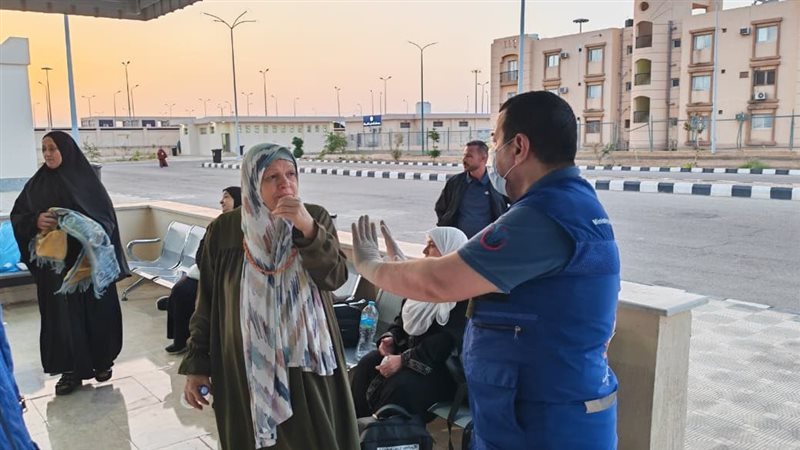 مطار القاهرة بعثة