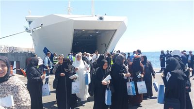 السياحة: مواصلة انطلاق رحلات الحج السياحي البري من ميناء نوبيع البحري