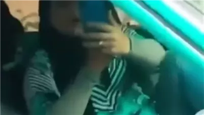 التحقيق مع صاحبة فيديو «أنا أبويا أمين شرطة» بعد مشاجرة بسبب ركن سيارة بالإسكن