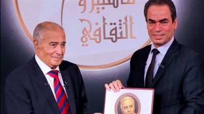 الهيئة الوطنية للإعلام تمنح فاروق جويدة وسام ماسبيرو تقديرًا لمسيرته الإبداعية