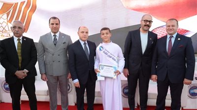 محافظ الغربية يشهد تكريم 25 من حفظة القرآن الكريم وتسليم 25 جهاز عروسة