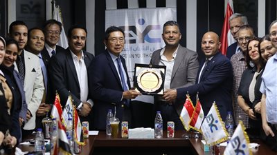 مجلس الشباب المصري يبحث مع سفير سنغافورة سبل التعاون في التنمية وبناء الإنسان