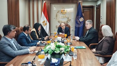 هيئة الدواء المصرية تستقبل وفد (ACHC) لبحث تطوير معايير الجودة والاعتماد