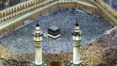 هل مساعدة الفقراء أولى من نافلة الحج؟.. دار الإفتاء تحسم الجدل وتكشف الحكم الشرعي