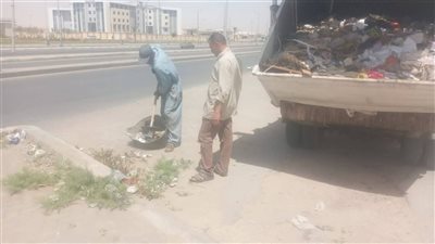 جهود يومية مكثفة لرفع كفاءة منظومة النظافة بحي فيصل بالسويس
