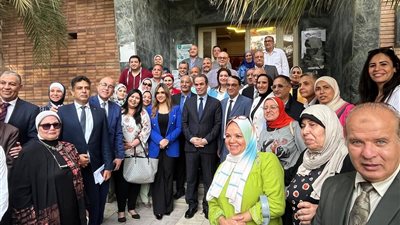 «عودة ماسبيرو».. أحمد المسلماني يستعرض رؤيته أمام العاملين بالقناة الخامسة