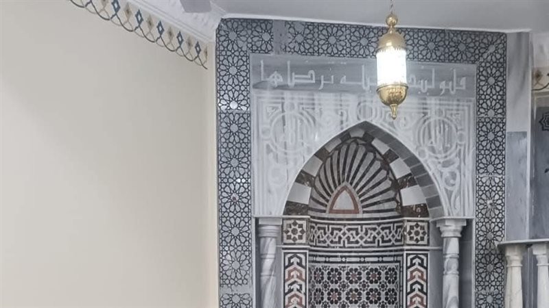 من داخل المسجد 