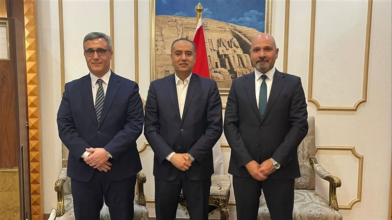 الدكتور حسن مصطفى