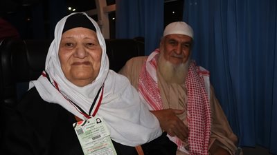 محافظ سوهاج ينيب السكرتير العام لتوديع الفوج الأول من حجاج الجمعيات الأهلية 