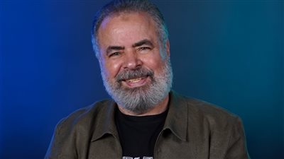 صبحي خليل يهنئ متابعي نيوز رووم بعيد الأضحى: «ربنا يديم الخير على مصر»