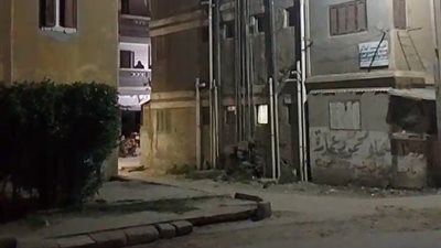 الموت يتربص بهم.. مطالبات عاجلة من أهالي الزرقا للمسئولين بإنقاذ عمارات آيلة للسقوط بدمياط