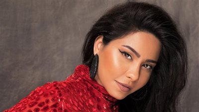 «الساحة فاضية من دونك».. نيللي مقدسي توجه رسالة إلى شيرين 