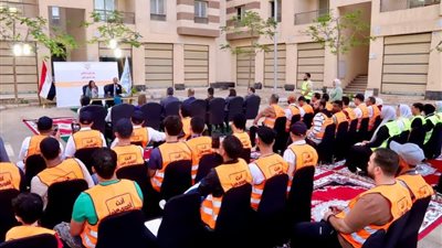 عمرو عثمان يكرم المتعافين ويحثهم على الاستمرار في التعافي