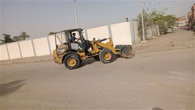 رئيسة حي فيصل تتابع ميدانيا منظومة النظافة ورفع كفاءة الشوارع بالسويس
