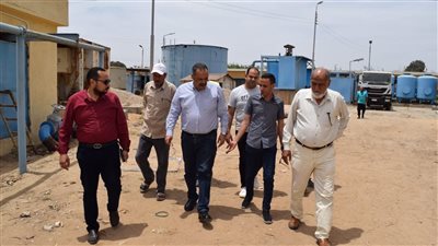 «رئيس مياه القناة» يتفقد مجمع مياه القصاصين ويلتقي أهالي الهيش وأبو ناجع 