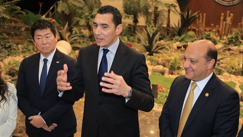 وزير الشباب والرياضة