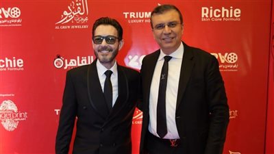 بالصور.. عمرو الليثي وأحمد زاهر في حفل توزيع جوائز تريند أووردز