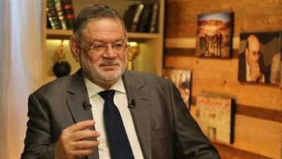 الوفد ينفي إقالة ثروت الخرباوي من منصبه كمستشار قانوني