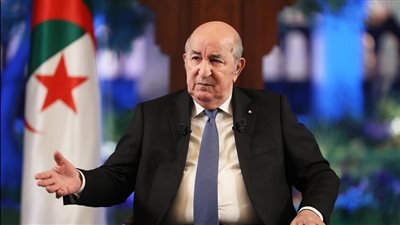 رئيس الجزائر يهنئ اتحاد العاصمة بعد الفوز على الزمالك والتتويج بالكونفدرالية