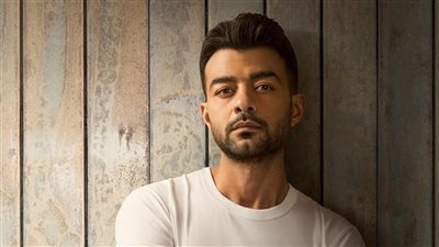 هيثم شاكر ينفي سقوط جزء من المدرجات في حفل أنغام.. ويكشف الكواليس |خاص