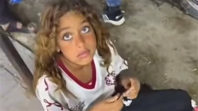 “No Thanks”.. من هي “تيلا” صاحبة أجمل عيون في الغردقة التي خطفت قلوب الملايين؟