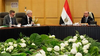 وزير الاستثمار يبحث مع وفد أمريكي تعزيز التجارة والاستثمار بين البلدين
