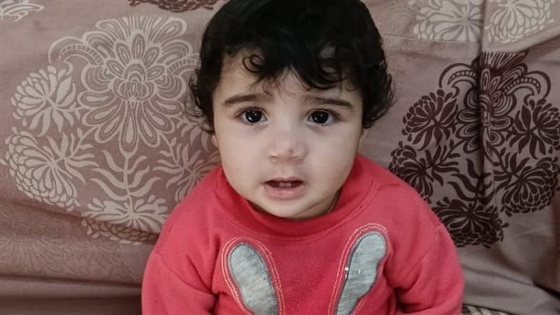 الطفلة 