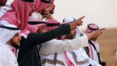 استطلاع هلال شهر ذي الحجة في السعودية.. بث مباشر وترقب لتحديد موعد عيد الأضحى