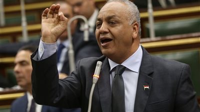 مصطفى بكري يهاجم زيادة أسعار العدادات الكودية: «الناس مش مستحملة»