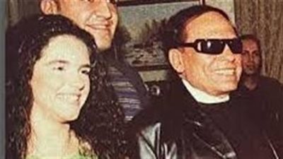دنيا عبدالعزيز تحتفل بعيد ميلاد عادل إمام: 