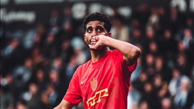 إبراهيم عادل يواصل توهجه في الدنمارك بهدف عالمي ويتأهل لأوروبا