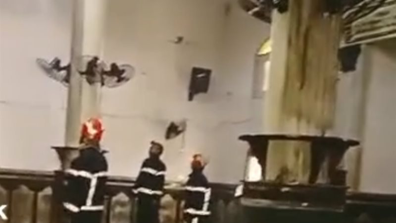 جانب من الحريق 