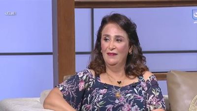 زوجة سيف عبد الرحمن تكشف سر أناقته: أنا المسؤولة عن اختيار ألوان ملابسه