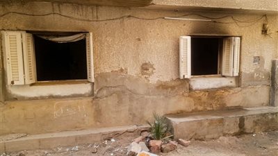 السيطرة على حريق شقة بالدور الأرضي بشارع ابن الجراح بالسويس دون إصابات
